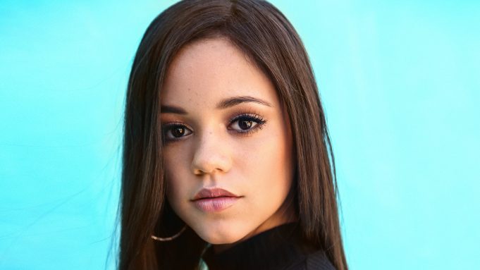 La Famiglia Tim Burton Sceglie Jenna Ortega Come Protagonista Della ...